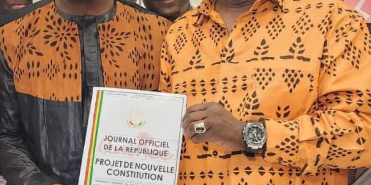 TRIBUNE : Senkoun Sylla, le bilan exemplaire d’une diplomatie de proximité et de rayonnement à Paris (Par Daouda CONTE)