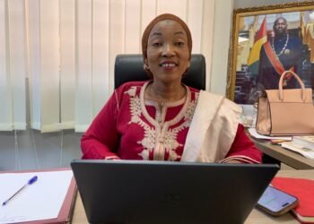 Portrait de Mme Magassouba : Le visage de la rigueur et du leadership au cœur des mines guinéennes